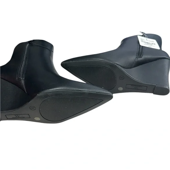 NWT Worthington Black Padley Wedged Heel Boot Size: 8 - Picture 6 of 7